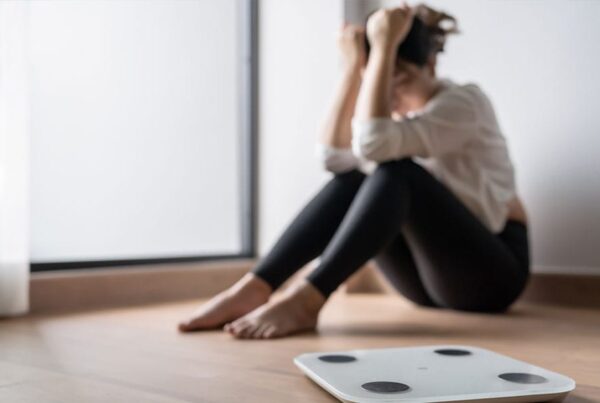 woman struggling with Binge Eating Disorder in New Jersey